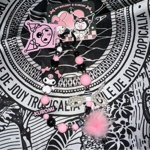 NWT Adorable Sanrio Kuromi Bow Faux Pearl Pink Pompom Keyring Perfect Gift